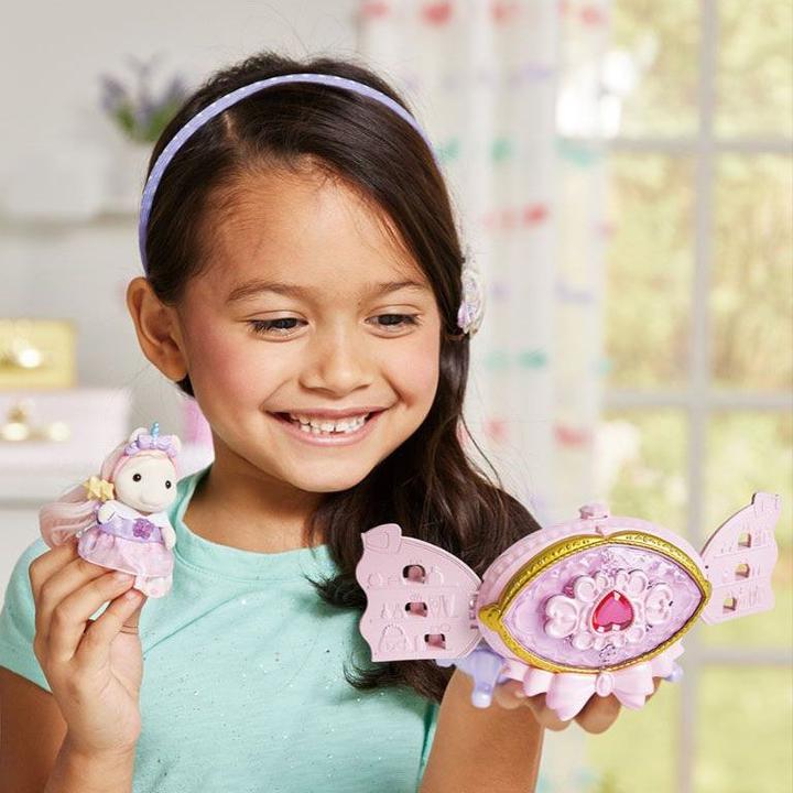 Produktbild Sylvanian Families Schminkkommode mit Pony Figur
