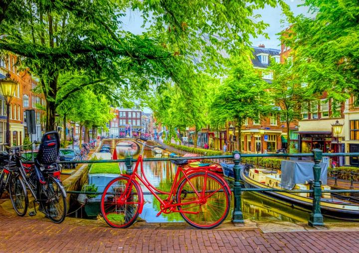 Immagine prodotto Bluebird Puzzle 1000 pezzi La bicicletta rossa ad Amsterdam (1000 pezzi)