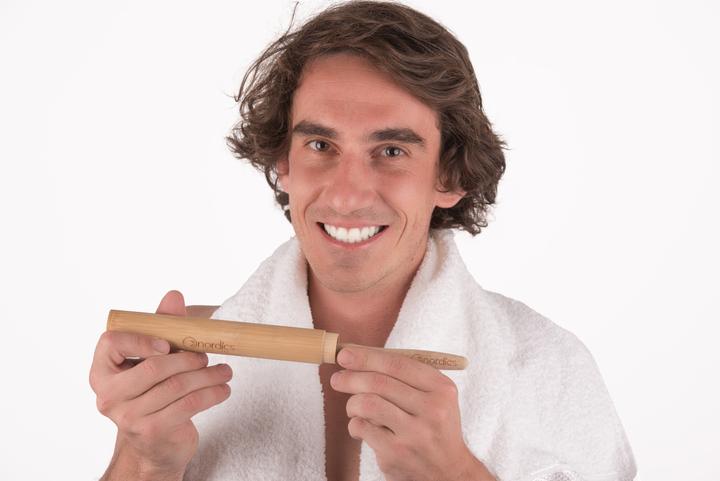 Actual product image Nordics Bamboo case for toothbrush (Toothbrush case)
