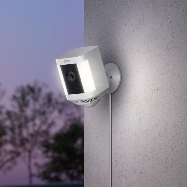 Produktbild Ring Spotlight Plus (1920 x 1080 Pixels)