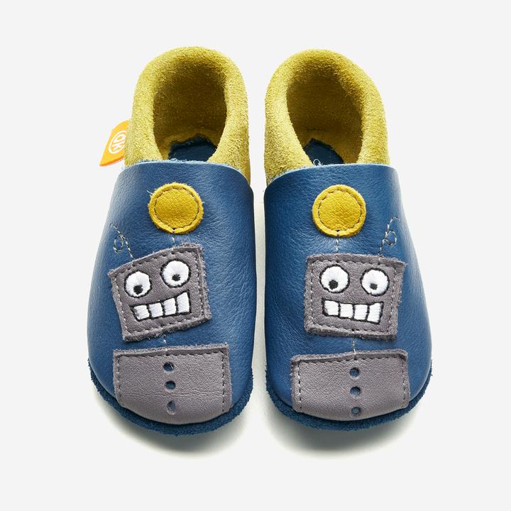 Actual product image Orangenkinder Bobby the robot (22)