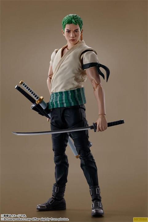 Immagine prodotto Tamashii Nation One Piece S.H. Figuarts Action Figure Roronoa Zoro (Netflix) 14 cm