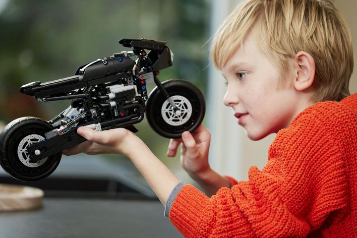 Produktbild LEGO The Batman - Batcycle (42155, LEGO Technic)