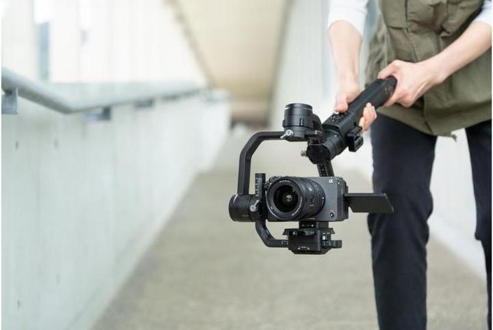 Actual product image Sony FE 16-25mm f/2.8 G (Sony E, full size)