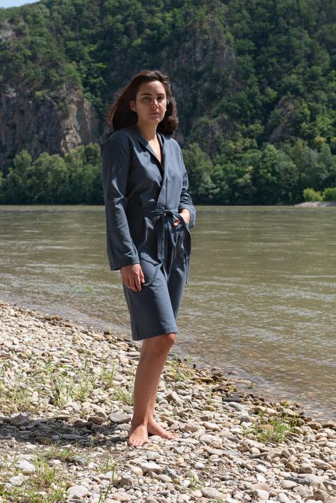 Produktbild Cocoon Microfiber Bathrobe Ultralight with Hood Size L anchor grey (L)