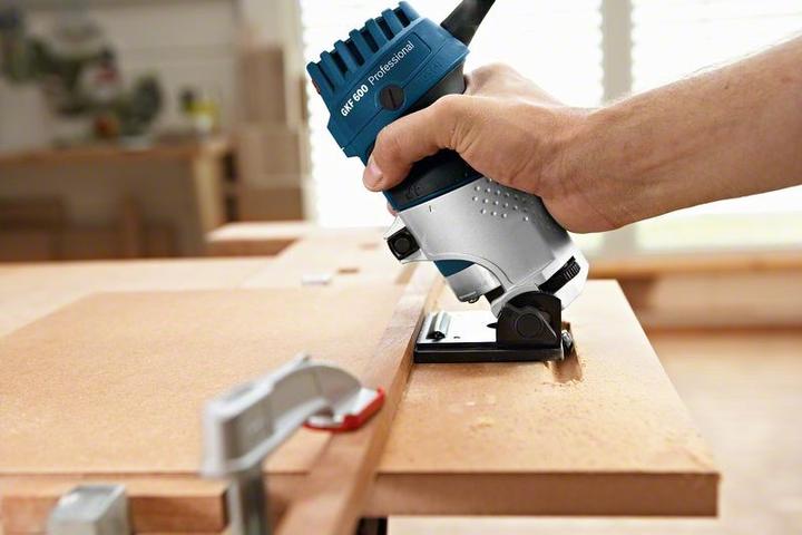 Image du produit Bosch Professional Chanfreineuse GKF 600, avec mallette d'artisanat