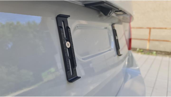 Image du produit 21cars Support de plaque d'immatriculation cliquable format long (Panneaux avant, Format long)