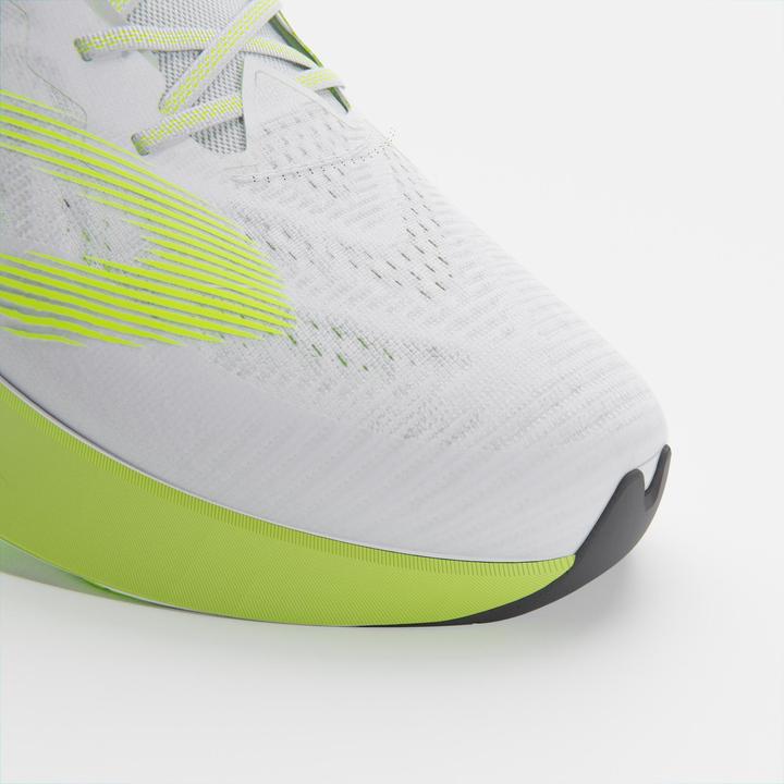 Kiprun Laufschuhe Herren - KD900 Light weiss/gelb