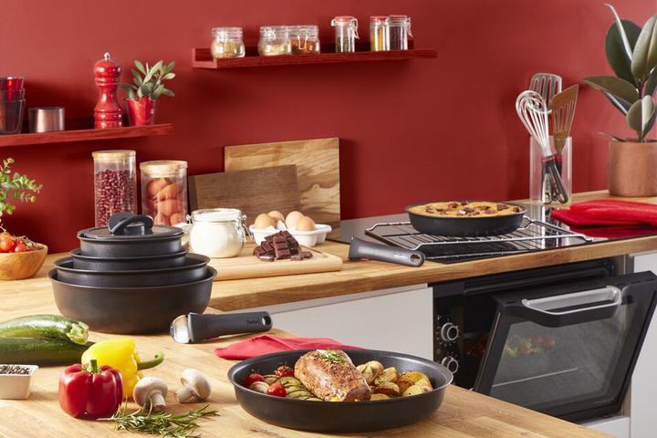 Actual product image Tefal L76329 (18 cm, Pot, Cast aluminium)