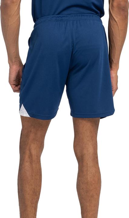 Actual product image Umbro Total Training Shorts (XL)