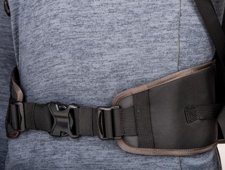 Actual product image Mindshiftgear PhotoCross 15L (Camera shoulder bag, 20 l)