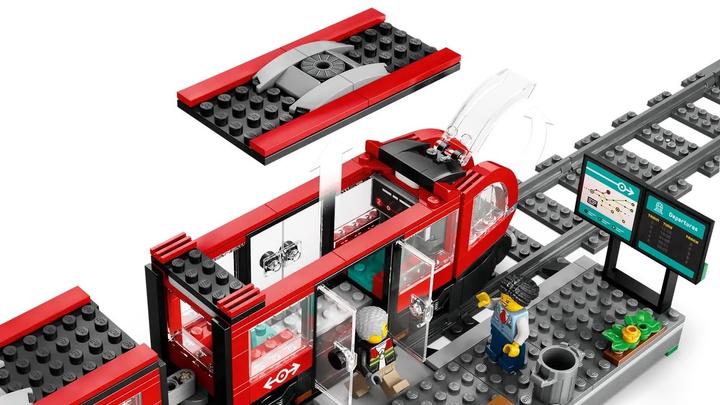 Produktbild LEGO Strassenbahn mit Haltestelle (60423, LEGO City)