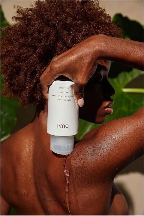 Actual product image Ouai Body Cleanser - St Barts (300 ml)
