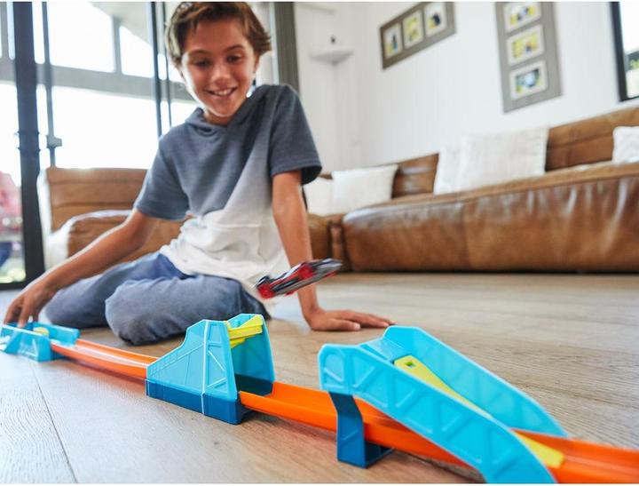 Image du produit Hot Wheels Track Builder - Les méga-sauts sont arrêtés