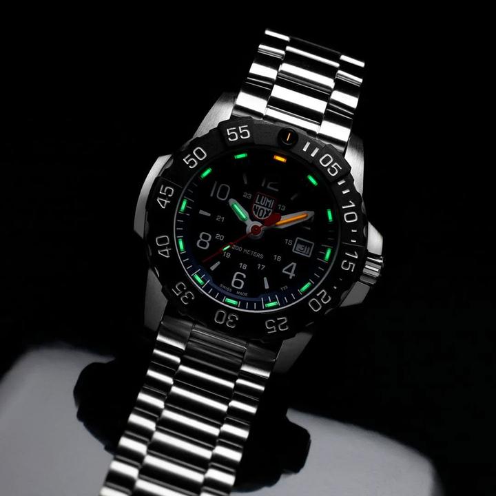 Image du produit Luminox Navy Seal 3250 Series (Montre de plongée, 45 mm)