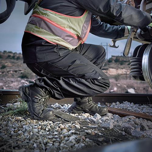 Produktbild Uvex Safety MACSOLE ADVENTURE Herren Sicherheitsstiefel schwarz, mit Zehen-Schutzkappe EN20345 S3, Grösse (S3, 36)