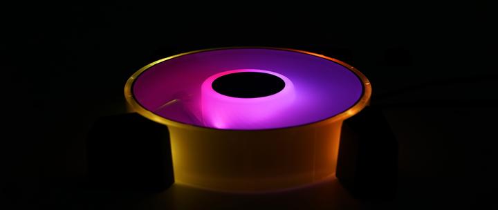 Produktbild Azza Hurricane II Digital RGB (120 mm, 1 x)