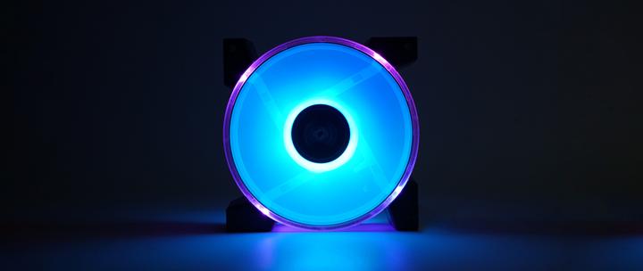 Produktbild Azza Hurricane II Digital RGB (120 mm, 1 x)