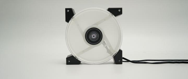 Produktbild Azza Hurricane II Digital RGB (120 mm, 1 x)