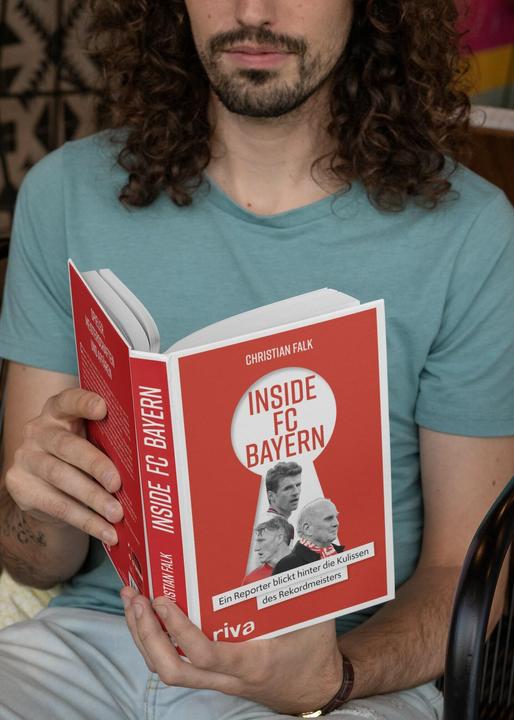 Actual product image Inside FC Bayern (German, Christian Falk, 2020)
