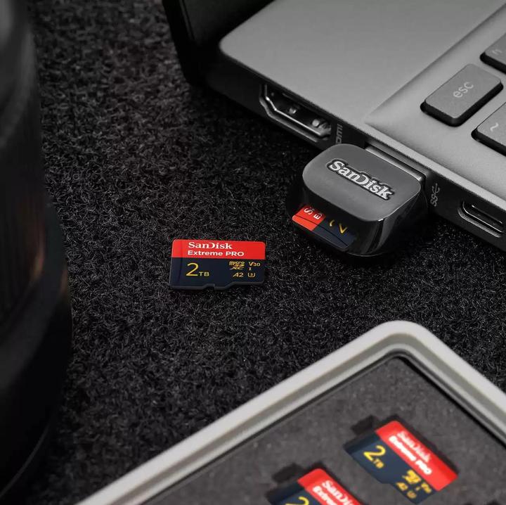 Image du produit SanDisk Extreme PRO UHS-I V30 (2000 Go, microSDXC, U3, UHS-I)