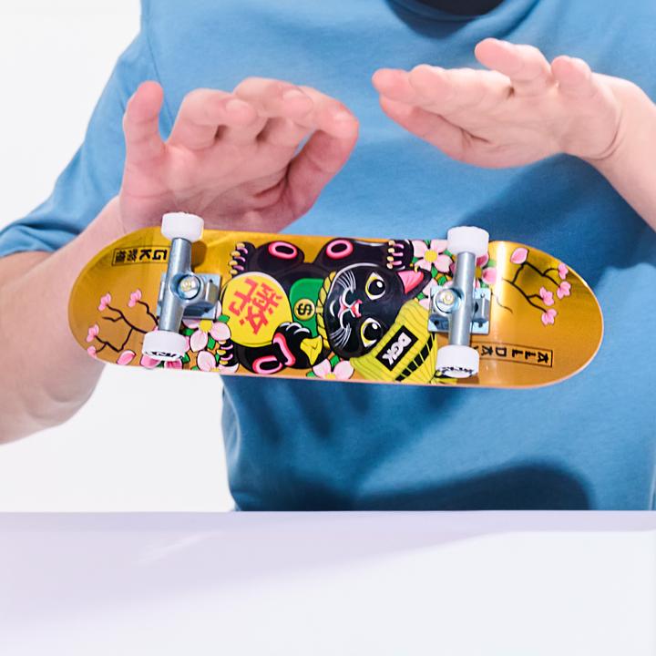 Actual product image Tech DGK Handboard