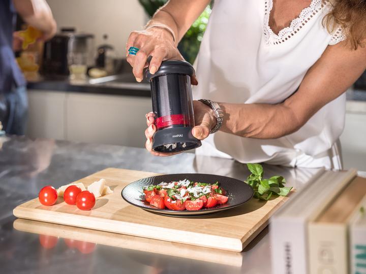Actual product image Moha cheese grinder