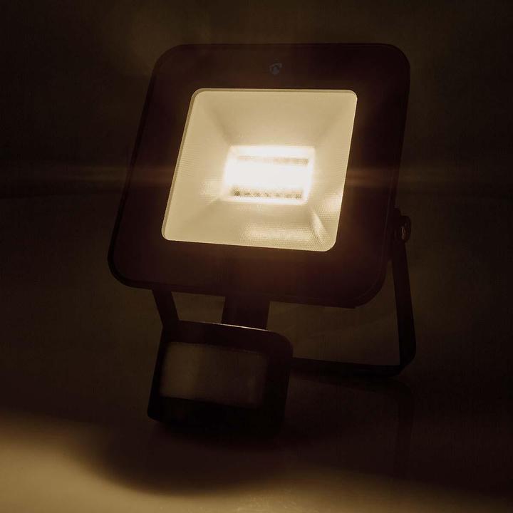 Actual product image Nedis SmartLife Floodlight - Motion Sensor, 1500 lm, WLAN, 20 W, Dimmable White, 3000 (1500 lm, IP44)