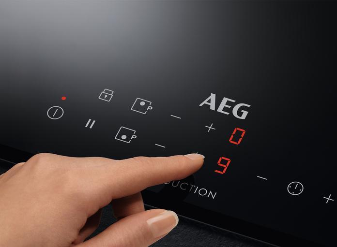 Actual product image AEG IKB32300CB