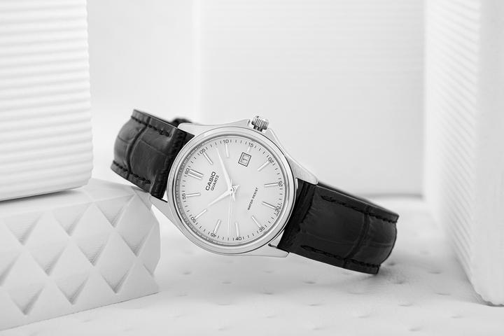 Image du produit Casio Collection (Montre analogique, 25 mm)