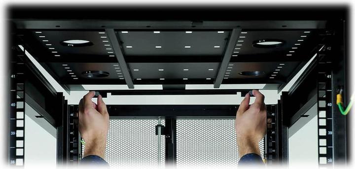 Image du produit Eaton SmartRack Premium 42U Server Rack Enclosure Secure Standard-Depth (42 HE, Rack 19 pouces)