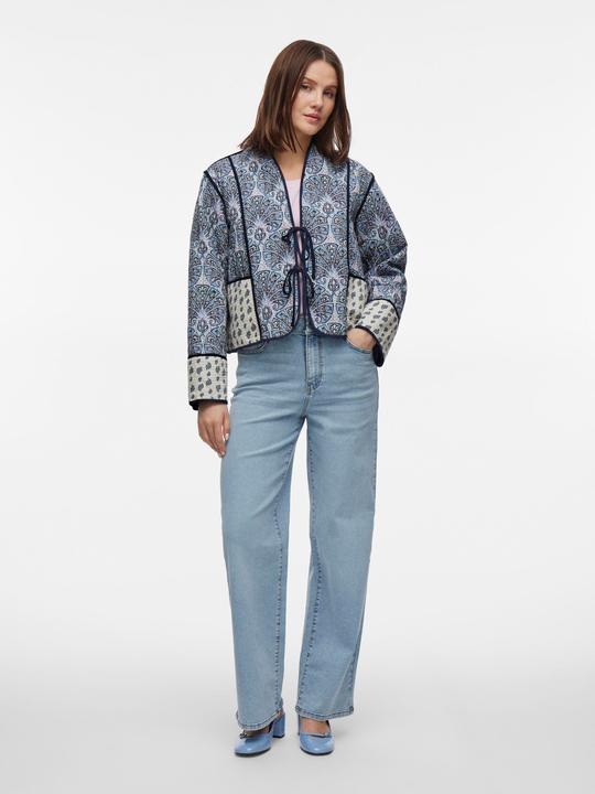 Actual product image Vila Stepp Jacke (40)