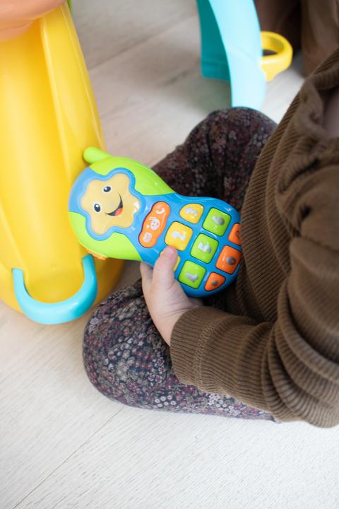 Produktbild Scandinavian Baby Products Mein erstes Set mit Kamera & Handy (Englisch, Deutsch, Französisch, Italienisch, Schweizerdeutsch)