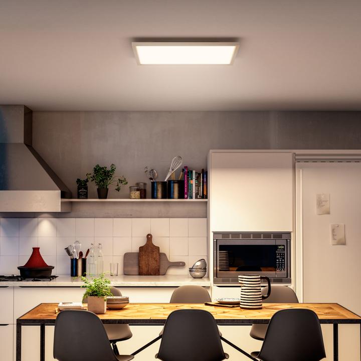 Produktbild Philips Hue Aurelle Basis BT (3550 lm)