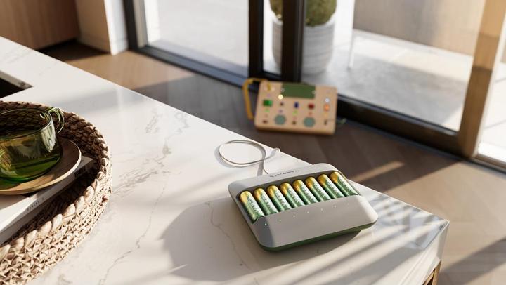 Produktbild Varta Eco Charger Multi (1 Stk., HR6, AA, AAA, 1600 mAh, Ladegerät inkl. Akku)