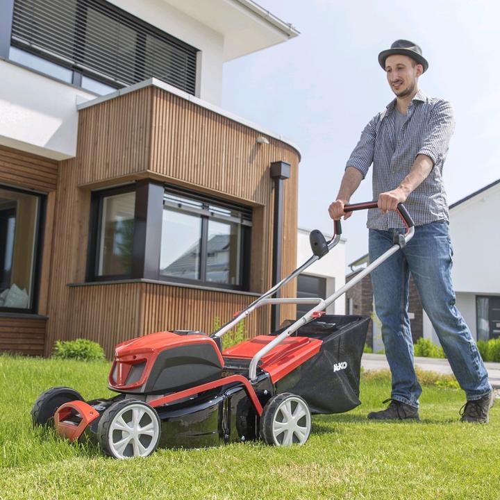 Immagine prodotto AL-KO Tagliaerba a batteria 42.9 Li 36 V (batteria agli ioni di litio 40 V / 4 Ah, larghezza di taglio 42 (Batteria ricaricabile)