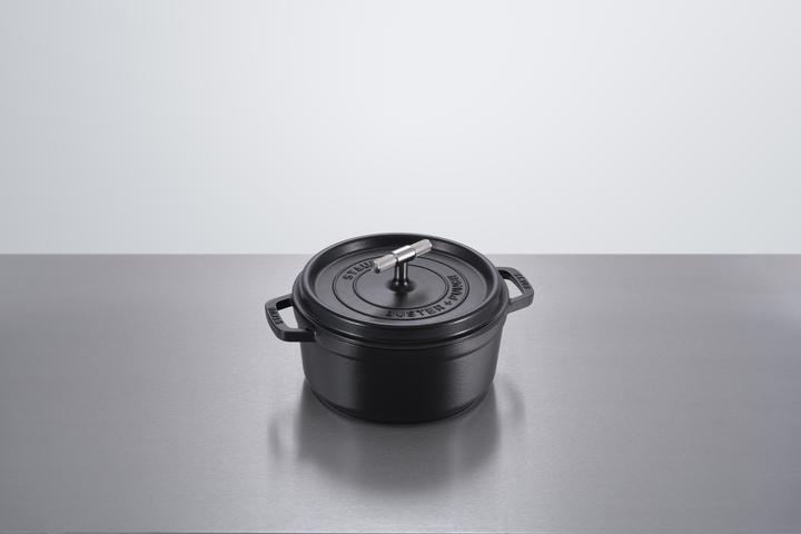 Actual product image Staub - Buster Punch Cocotte - Black - 24 cm (24 cm, Casserole + Stewpot, Cast iron)
