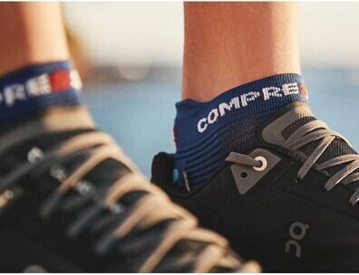 Actual product image Compressport Pro Racing Socks v4.0 Run Low (39 - 41)
