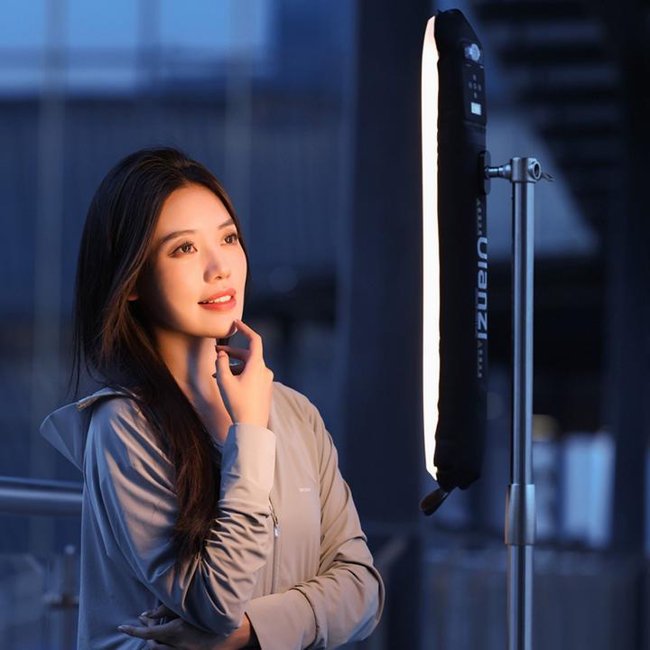Actual product image Ulanzi UA20 (Rod light)