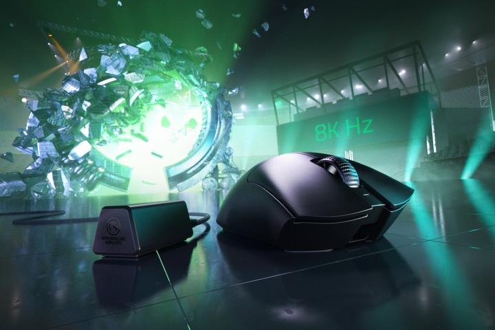 Actual product image Razer DeathAdder V3 Pro (Wireless, Cable)