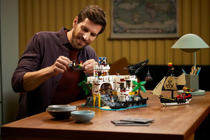 Image du produit LEGO Forteresse Eldorado 10320 (10320, LEGO Icons, LEGO difficiles à trouver)
