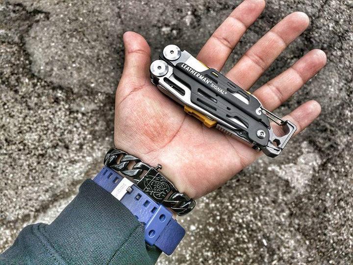 Image du produit Leatherman Signal Samurai Edition Damascus (19 Fonctions)