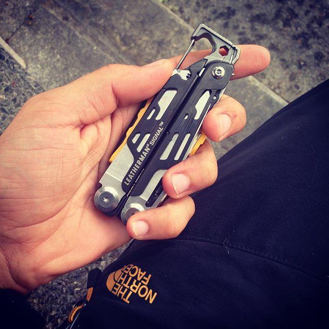 Image du produit Leatherman Signal Samurai Edition Damascus (19 Fonctions)