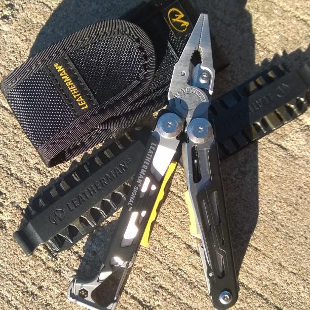 Image du produit Leatherman Signal Samurai Edition Damascus (19 Fonctions)