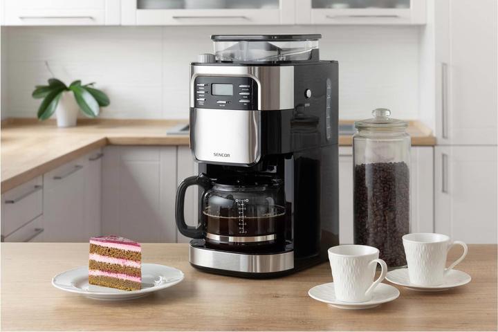 Produktbild Sencor SCE 7000BK Kaffeemaschine in Schwarz und Silber