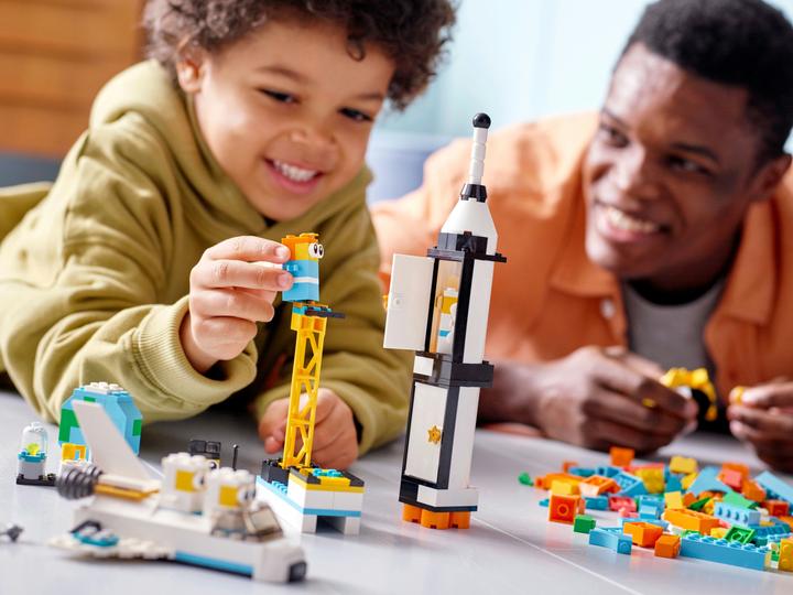 Produktbild LEGO XXL Steinebox Erde und Weltraum (11022, LEGO Classic)