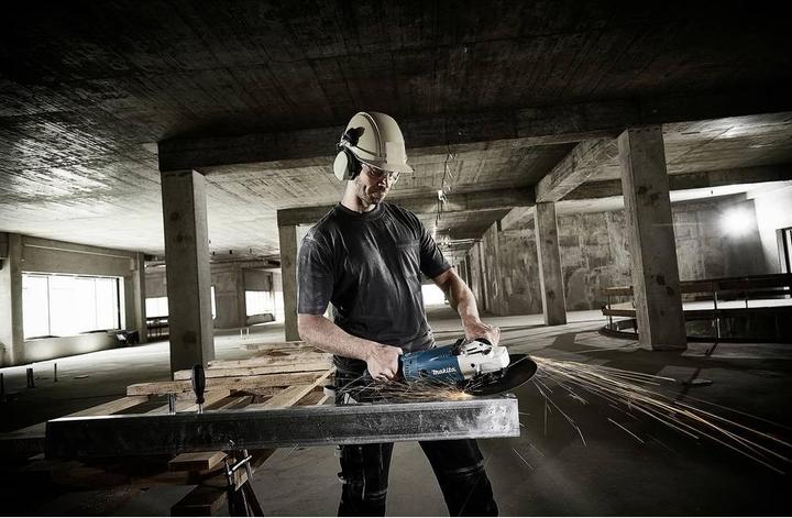 Immagine prodotto Makita Ga9020rf (230 mm)