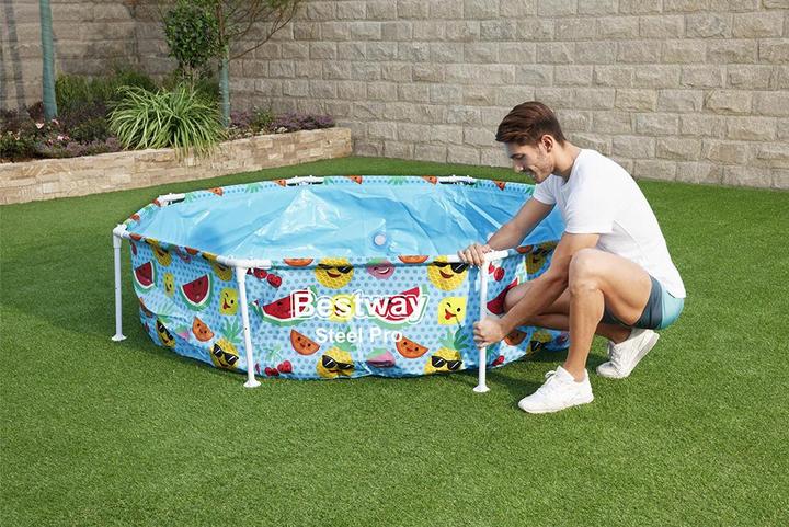 Actual product image Bestway Steel Pro Pool with UV sun protection