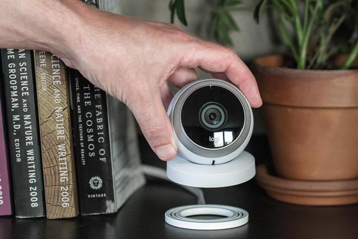 Actual product image Logitech Circle (1920 x 1080 Pixels)