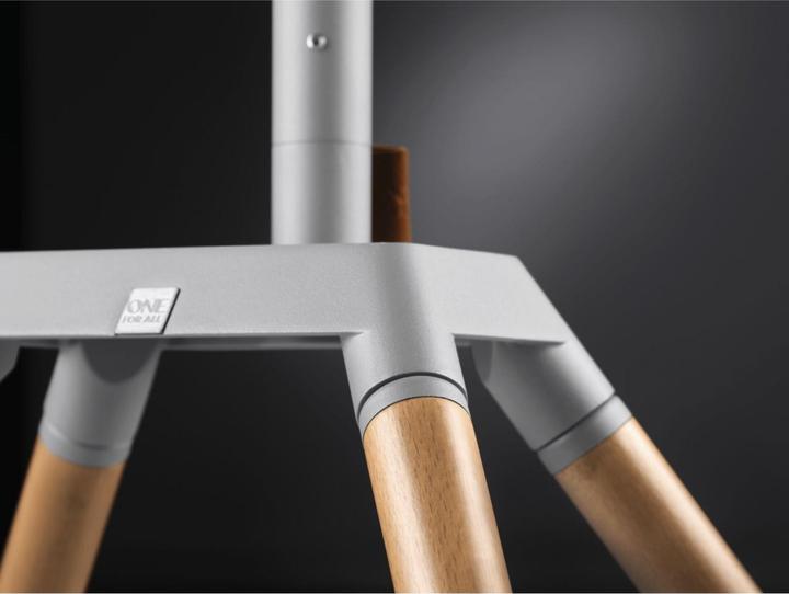 Actual product image One for All Quadpod Universal TV Stand (Universal, 70", 35 kg)